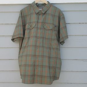 COLUMBIA Men's Omnishade short-sleeved sportshirt